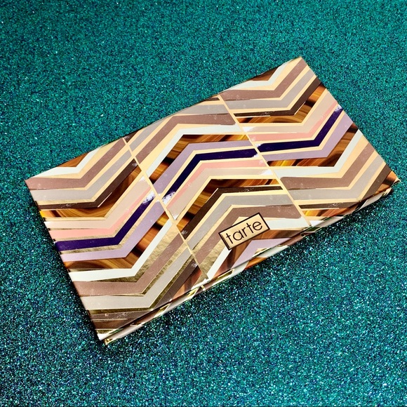 TARTE Clay Play Volume II Eye and Check Palette - Picture 2 of 7